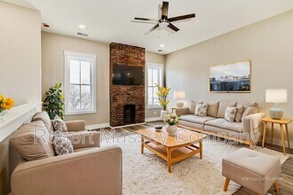 1958 Bonnycastle Ave in Louisville, KY - Building Photo - Building Photo