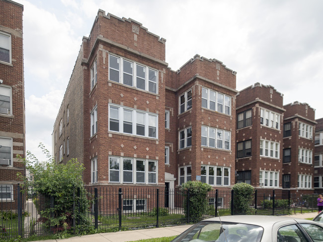 4633-4635 N Lawndale Ave in Chicago, IL - Building Photo - Building Photo