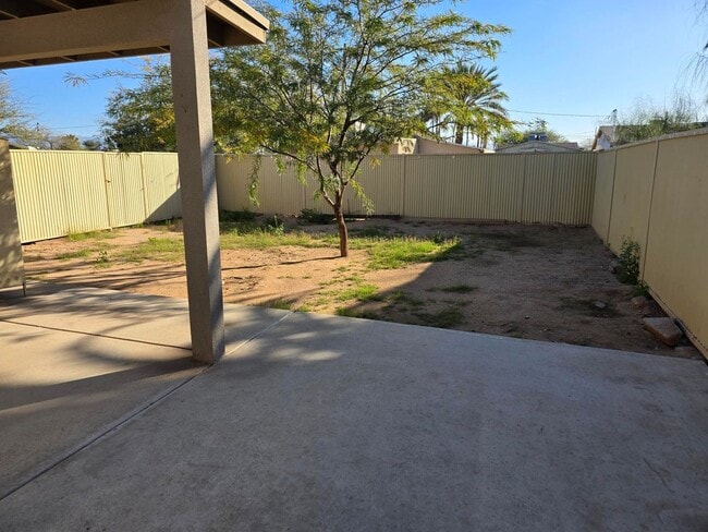 332 W Illinois St-Unit -Unit 3 in Tucson, AZ - Building Photo - Building Photo