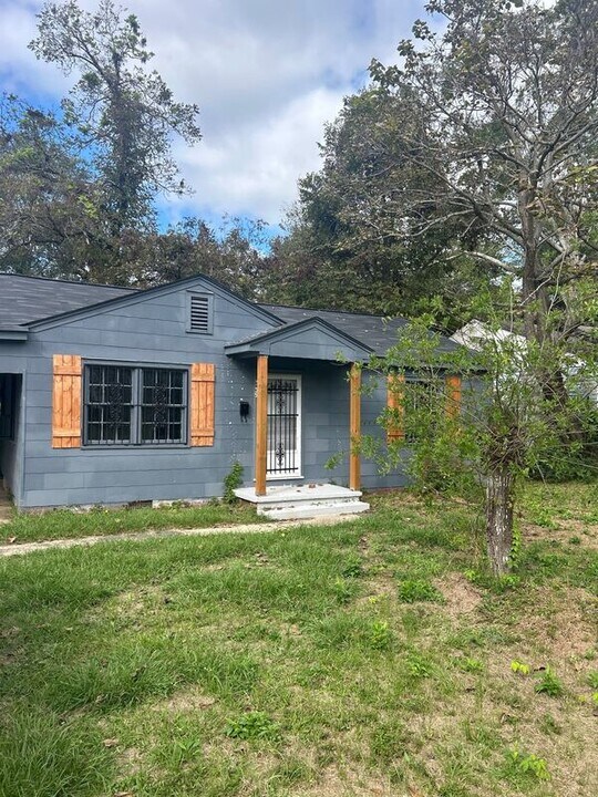 359 Columbus St in Jackson, MS - Building Photo