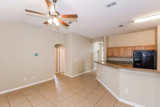 9425 Harrier Ct in Jacksonville, FL - Building Photo - Building Photo