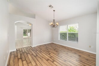 1610 Song Sparrow Ct in Sanford, FL - Foto de edificio - Building Photo