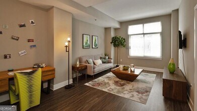 171 Auburn Ave NE, Unit 312 in Atlanta, GA - Building Photo - Building Photo