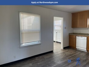 549 Alder St in Central Point, OR - Building Photo - Building Photo