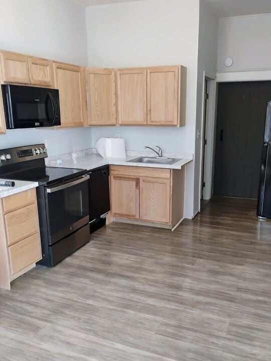 720 W Market St, Unit 1 in Pottsville, PA - Building Photo