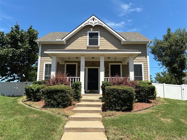 9801 Cedarcrest Dr in Providence Village, TX - Building Photo