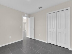 1110 NW 18th Ave in Cape Coral, FL - Building Photo - Building Photo