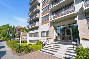 5455 Rue de Terrebonne, Unit 501 in Montréal, QC - Building Photo