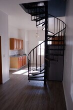 3525 W Fullerton Ave, Unit 2 in Chicago, IL - Foto de edificio - Building Photo