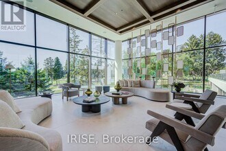 399 Royal Orchard Blvd in Markham, ON - Building Photo - Building Photo
