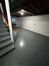 155 Morningside Ct, Unit 2 in Weirton, WV - Foto de edificio - Building Photo