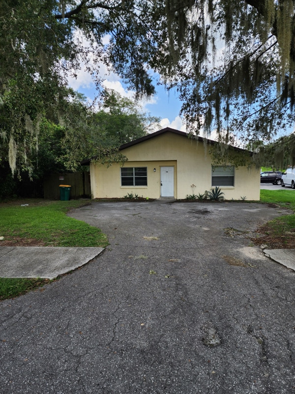 1614 Druid Rd