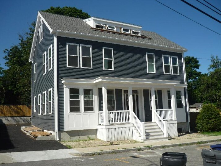 6 Larose Pl, Unit 2 in Boston, MA - Building Photo