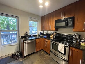 1430 Tremont St, Unit B4 in Boston, MA - Building Photo - Building Photo