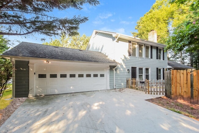 property at 3387 Pembrook Farm Way SW