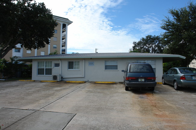 521 W Barcelona Ave in Venice, FL - Building Photo - Building Photo