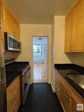 West 87th Street, Unit 4K in New York, NY - Building Photo - Building Photo