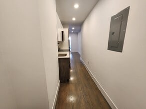47 Joy St, Unit 44-8 in Boston, MA - Building Photo - Building Photo