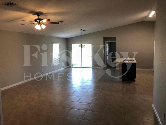 1773 SW Cannon Ave in Port St. Lucie, FL - Building Photo - Building Photo