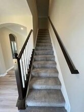 15926 Long Meadow Way in Louisville, KY - Foto de edificio - Building Photo