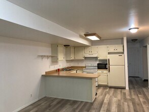 1660 Woodland Dr in Provo, UT - Building Photo - Building Photo