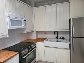 232A Putnam Ave, Unit 3rd in Brooklyn, NY - Building Photo - Building Photo