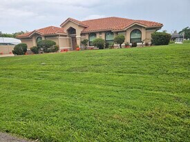 382 SE Naranja Ave in Port St. Lucie, FL - Building Photo