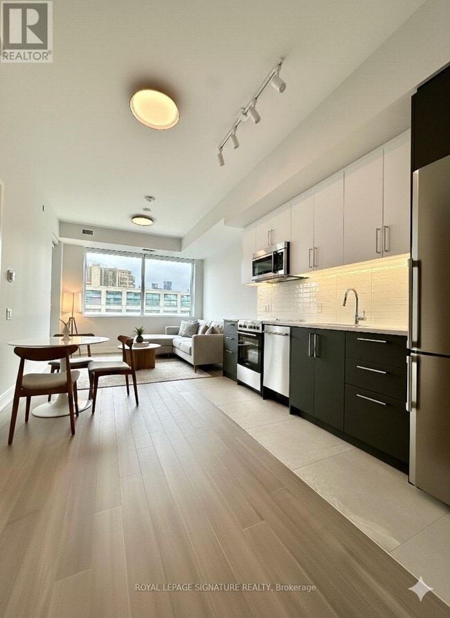 property at 664 Spadina Ave.
