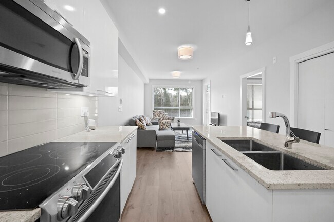 22315 122 Av in Maple Ridge, BC - Building Photo - Building Photo