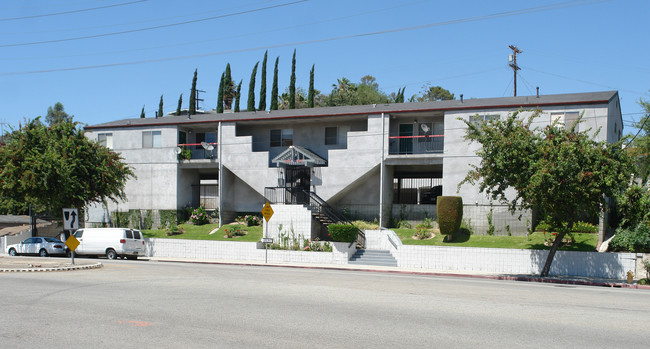 Eagle Hills Apartments in Los Angeles, CA - Building Photo - Building Photo