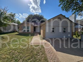 1607 Parkwood Dr in Leander, TX - Building Photo