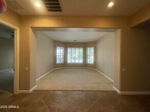 5518 W Yearling Rd in Phoenix, AZ - Building Photo - Building Photo