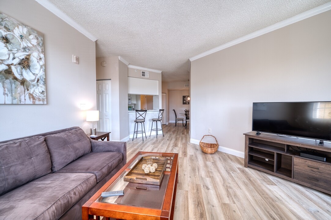 5551 Bentgrass Dr in Sarasota, FL - Foto de edificio