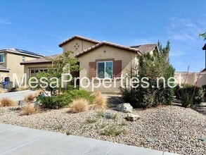 10574 Pampas Ct in Adelanto, CA - Building Photo - Building Photo