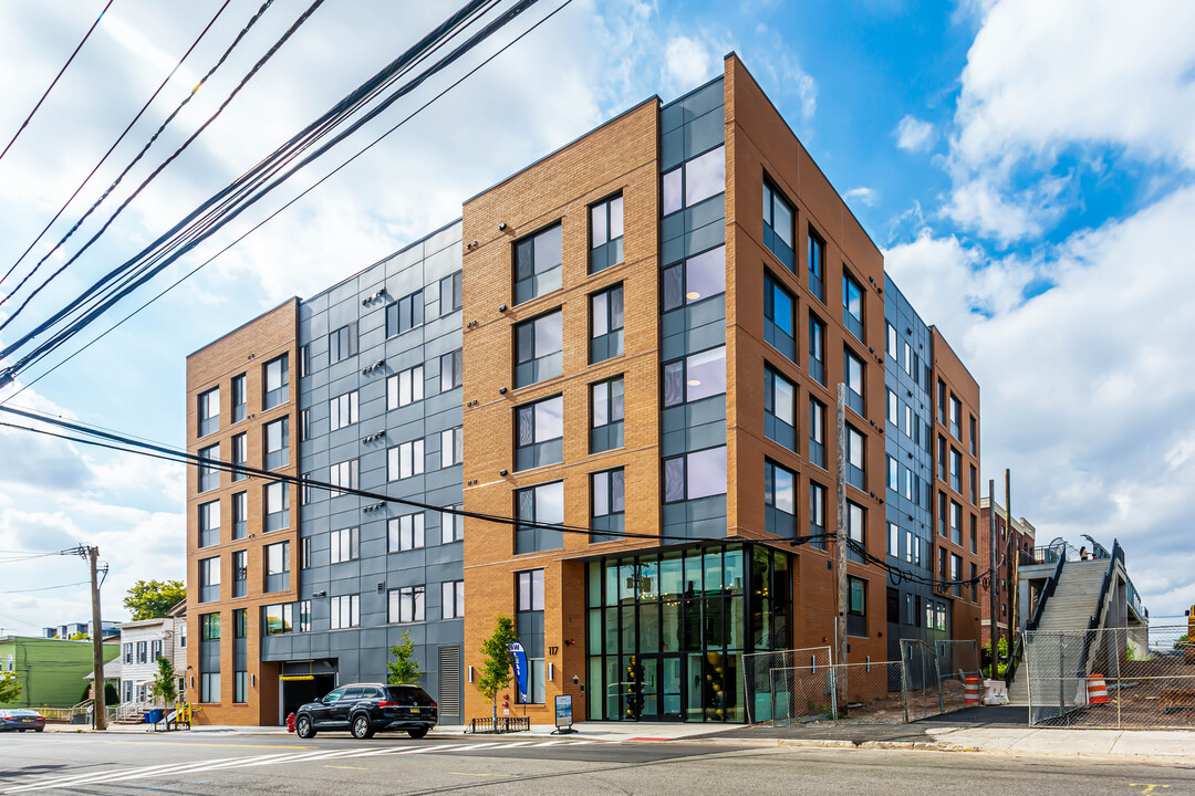 Prospect Crossing in Bayonne, NJ - Building Photo