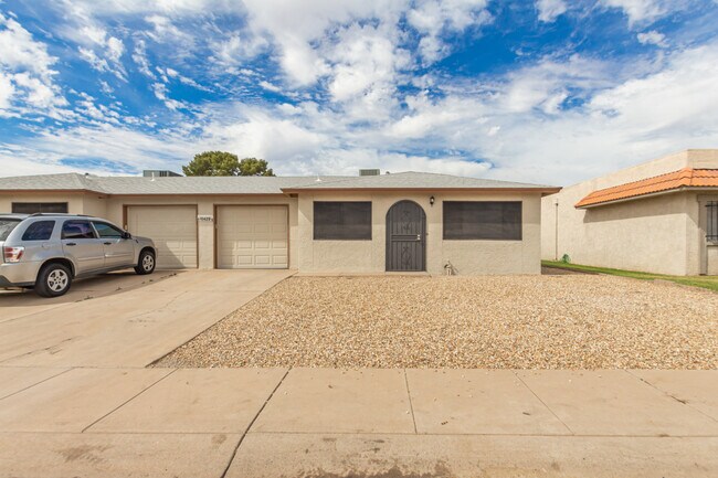 10426 N 97th Dr, Unit B photo'