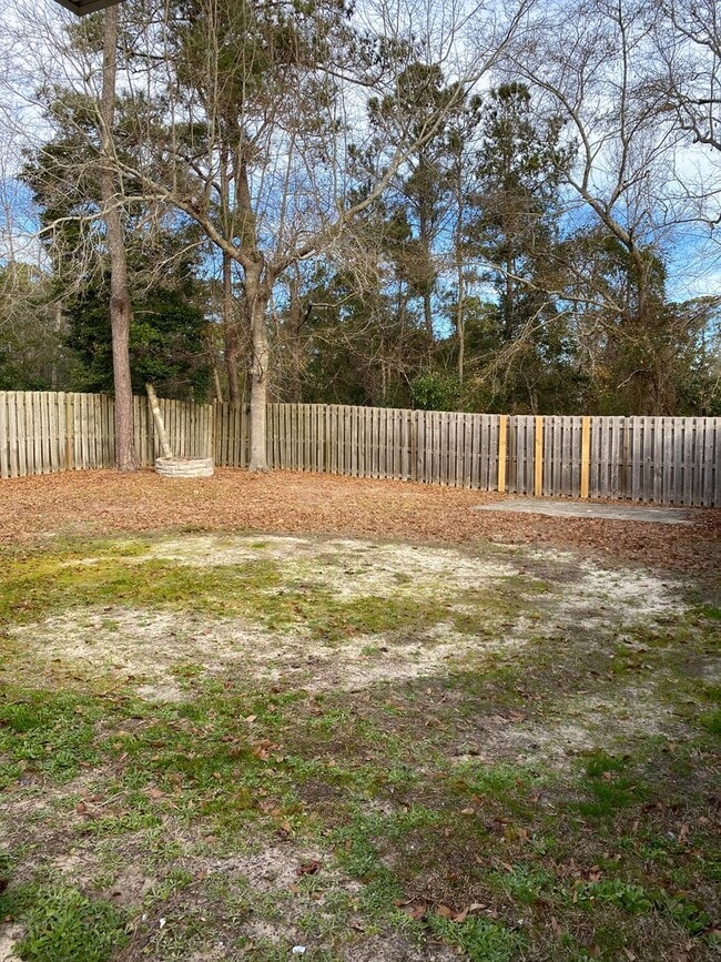 property at 2537 Country Club Dr