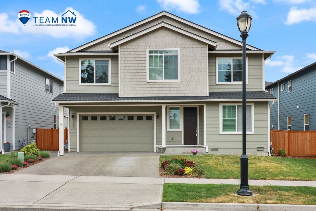 2022 Water Lily Ct SE in Lacey, WA - Building Photo