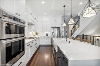 5334 W Leland Ave in Chicago, IL - Building Photo - Building Photo