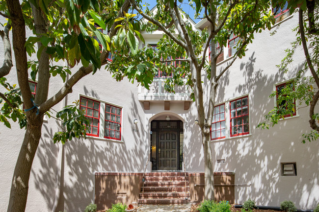 Arch Street Village in Berkeley, CA - Building Photo - Building Photo