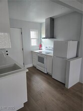 1000 Lewis Ave in Las Vegas, NV - Building Photo - Building Photo
