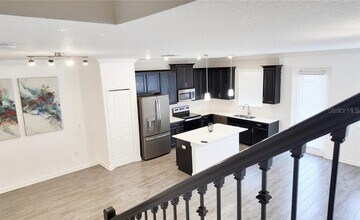 8543 Spyglass Ln in Four Corners, FL - Building Photo - Building Photo