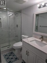 285 Woodbine Ave in Kitchener, ON - Building Photo - Building Photo