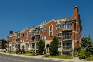 740 Saint-Joseph Boul in Montréal, QC - Building Photo