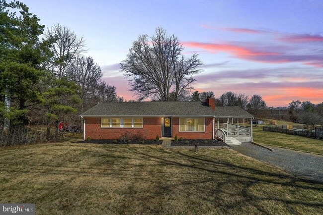 40202 Mt Gilead Rd in Leesburg, VA - Building Photo - Building Photo