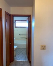 7305 W Hampton Ave in Milwaukee, WI - Building Photo - Building Photo