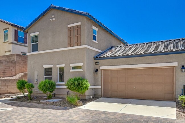 1050 Spotted Saddle St in Henderson, NV - Building Photo - Building Photo