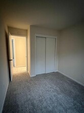 306 Old Forge Dr in Bath, PA - Building Photo - Building Photo