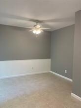 3773 Montgomery Rd in Huntsville, TX - Foto de edificio - Building Photo