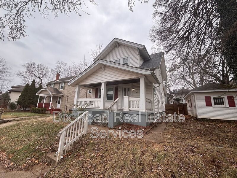 38 Knecht Dr in Dayton, OH - Foto de edificio